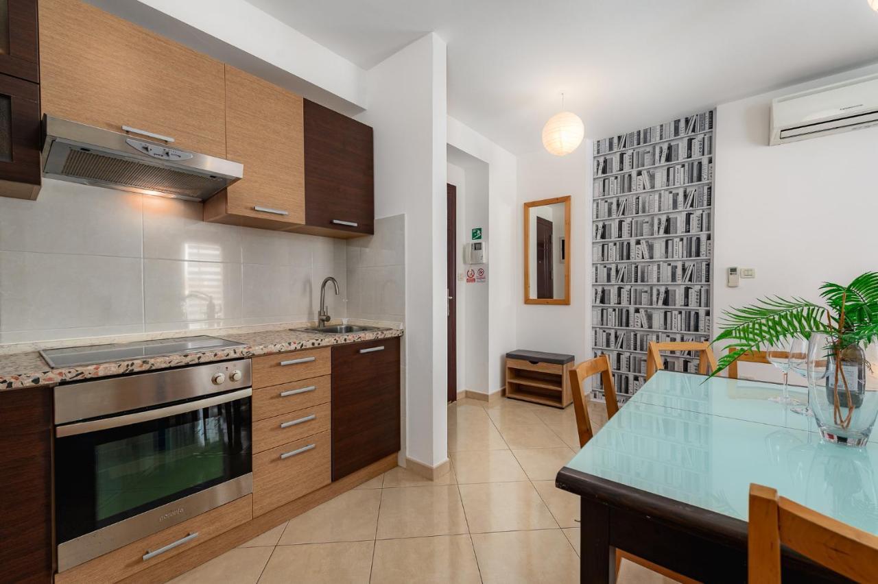 Apartment Ares 14 - Umag Center Buitenkant foto